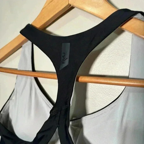 NWT RYU Respect your universe ELAN bra S - Picture 7 of 9